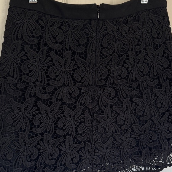 LOFT Black Floral Lace Skirt - Picture 4 of 6